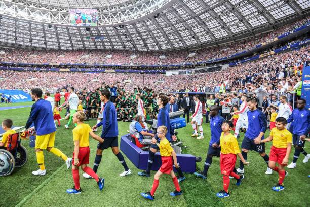 令人满意的 令人满意的